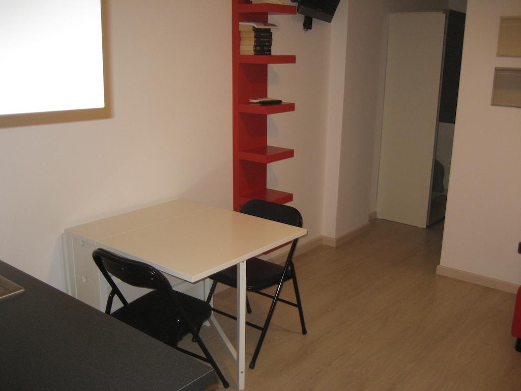 Marbel Apartments Барселона Номер фото